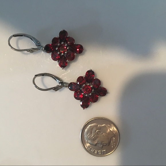 AUTHENTIC DEEP GARNET DANGLE - Picture 10 of 14